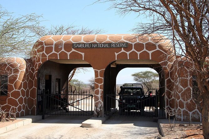 3-Day Samburu safari from Nairobi - The Nairobi departure and the road to Nanyuki