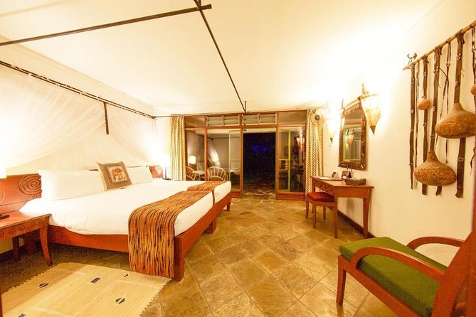 3 days Maasai Mara Luxury Safari - The road from Nairobi to the Maasai Mara