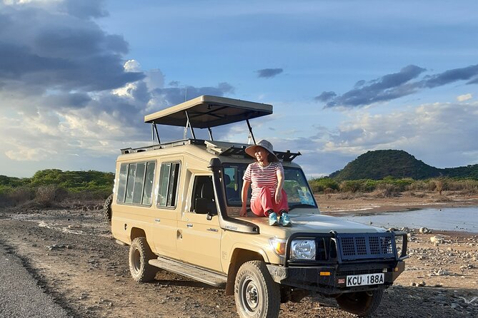 4 Day Group Tour to Maasai Mara and Lake Nakuru by a 4WD Cruiser - The full Maasai Mara day and the Mara River