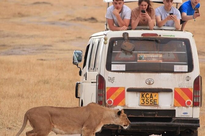 4 Days Masai Mara Lake Nakuru Jeep Safari - Day one: from Nairobi to the Mara River