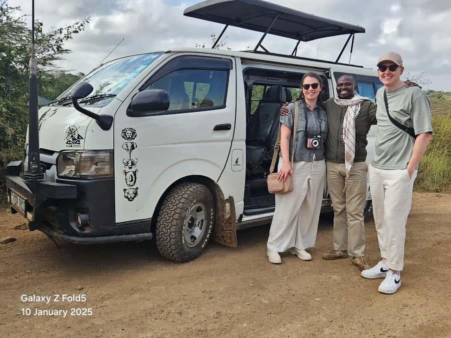5Hrs Nairobi National Park MorningEvening Gamedrive 4x4 Van - A real safari only minutes from Nairobi