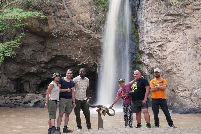 6-Day Maasai Mara, Lake Nakuru and Amboseli Safari - Day 1: Nairobi to Maasai Mara by way of the Rift Valley