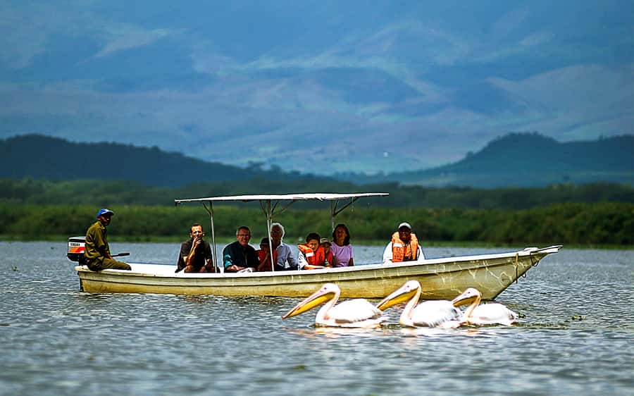 A day tour; Lake Nakuru national park& L. Naivasha Boat ride - The 6:00 am pickup and Great Rift Valley viewpoint