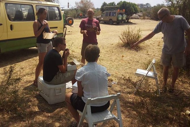 Airport Pick Up To Nairobi National Park / Drop Off - The guides are a major part of the value