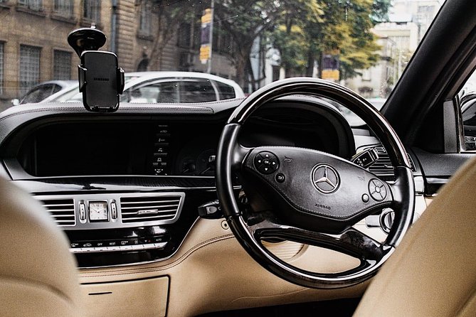 Airport VIP Transfers - Nairobi Hotels - Your Private Ride to Any Nairobi Hotel