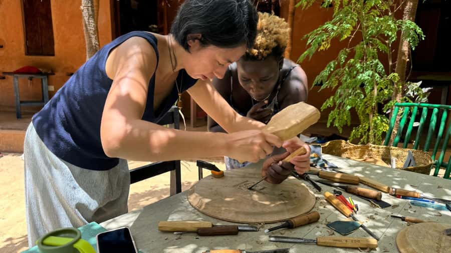 Beginner Swahili Woodcarving Classes with Woman Woodcarver - Key points to know before booking