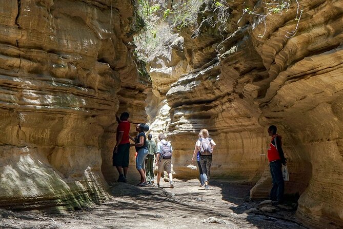 Day tour to Hells Gate, Lake Naivasha and Crescent Island Walk - The 7 a.m. departure from Nairobi