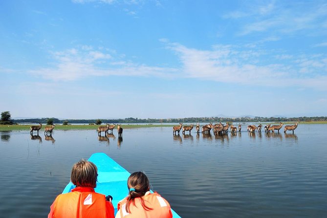 Day tour to Hells Gate Park and Lake Naivasha - The 7am drive and Great Rift Valley viewpoint