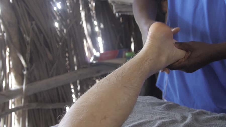 Diani Beach: Authentic Traditional Massage with Sea View - The optional Tuesday and Thursday walking tour