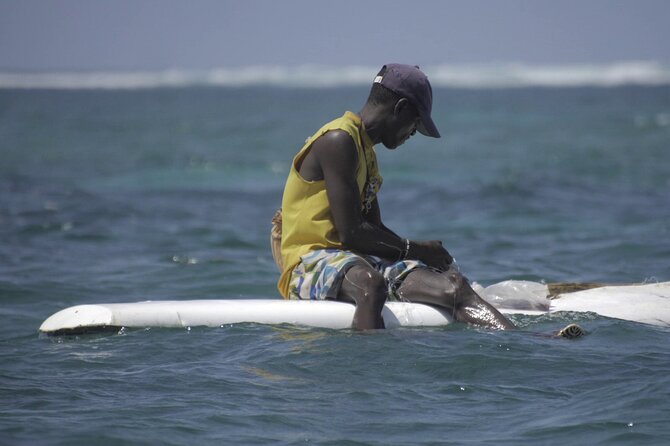 Diani Beach: Glass-bottom Boat Ride with Underwater Show - How to prepare for the four-hour outing