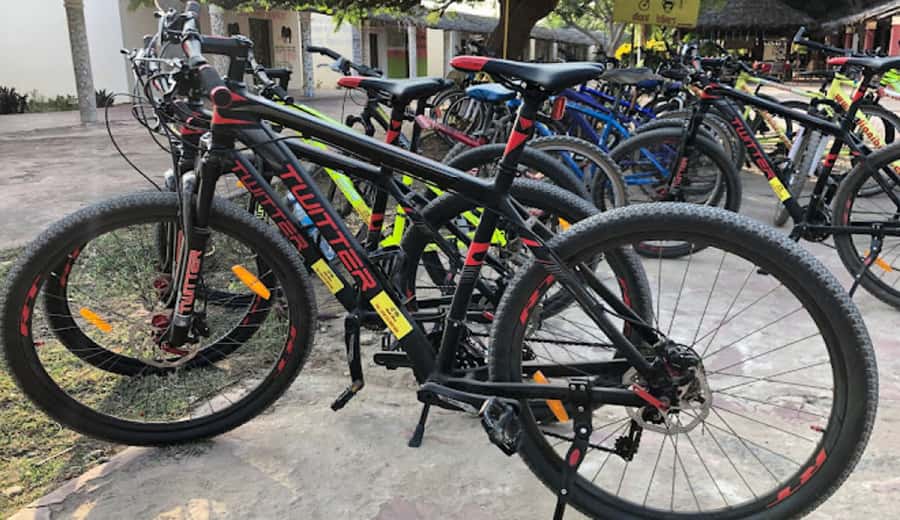Diani Beach: Village tour on a bike with hotel pick-up - Why cycling gives you a different Diani