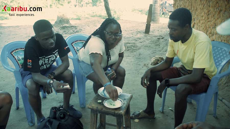 Diani Beach: Village tour on a bike with hotel pick-up - Getting started at Diani Bazaar