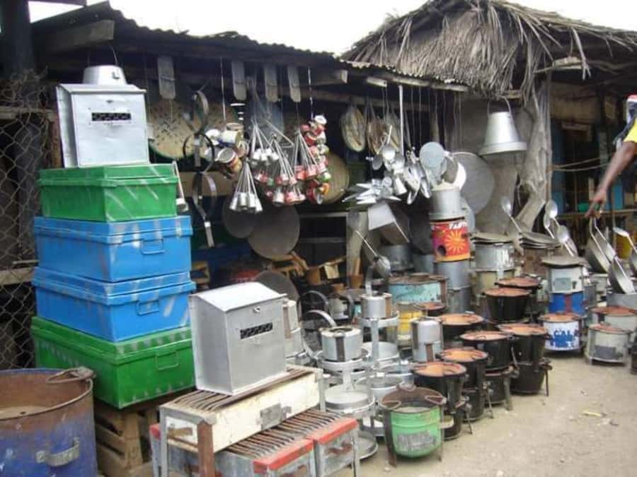 Diani bush tour - Seeing village life around the cooking fire
