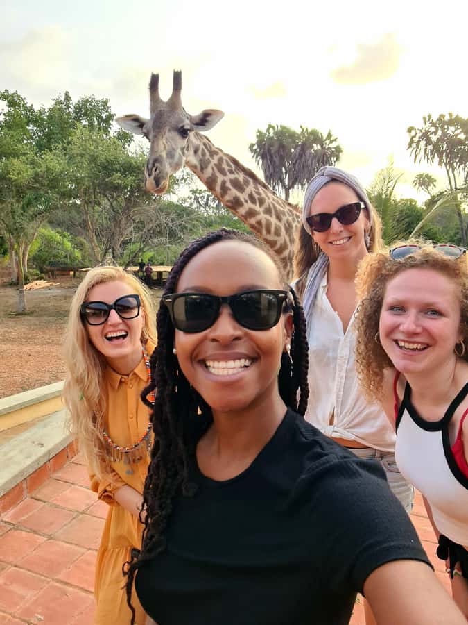 DIANI: SHARE A MEAL WITH GIRAFFES - Is $250 per person a fair price?