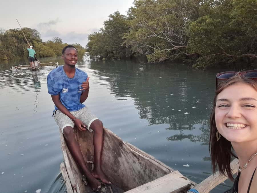 Diani: Sunset Cruise along Kongo River on Wooden Canoe boat - Upstream through mangroves