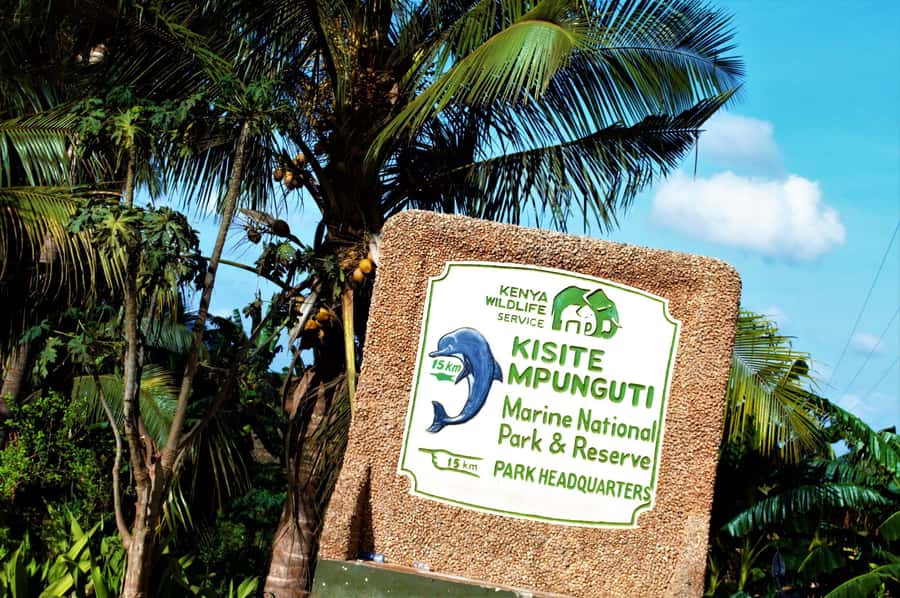 From Mombasa: Kisite Mpunguti Marine Park and Wasini Island - From Mombasa to Shimoni, an early road south