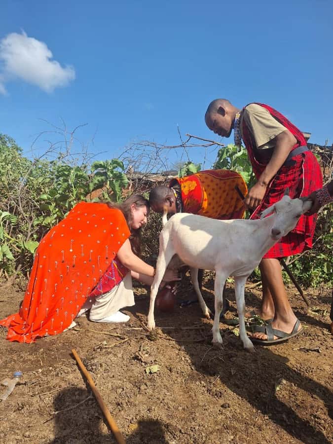 From Nairobi: Maasai village and cultural experience - Meeting the village through song and the adumu