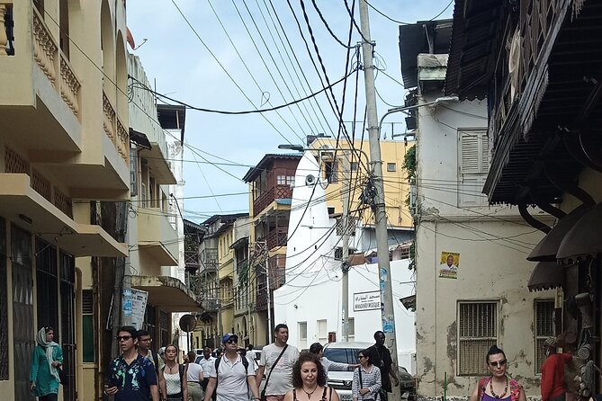 Half day city tour of mombasa - Fish market and spice market: Mombasa through food