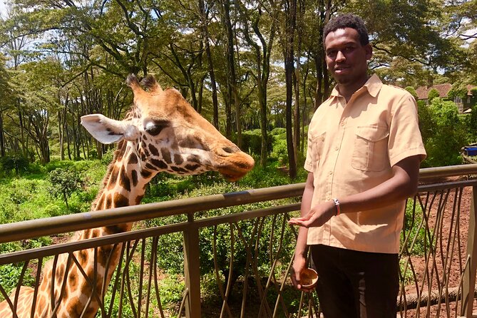 Half Day Excursion Tour in Nairobi - Kobe Tough Beads and a welcome from local artists