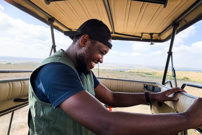Half-Day Nairobi National Park and Maasai Market with Pick up - The Maasai Market in 30 minutes