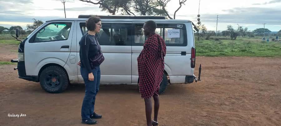 HALF DAY TOUR MASAI VILLAGE FROM NAIROBI WITH PICKUP&DROPOFF - Beadwork, shopping, and respectful spending