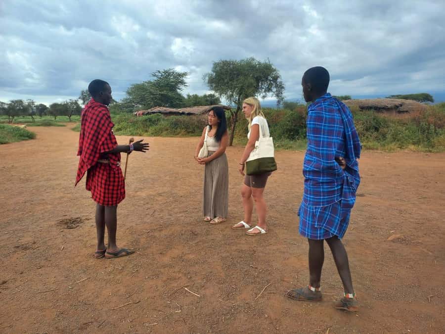 HALF DAY TOUR MASAI VILLAGE FROM NAIROBI WITH PICKUP&DROPOFF - Dance, ceremonies, and what not to expect