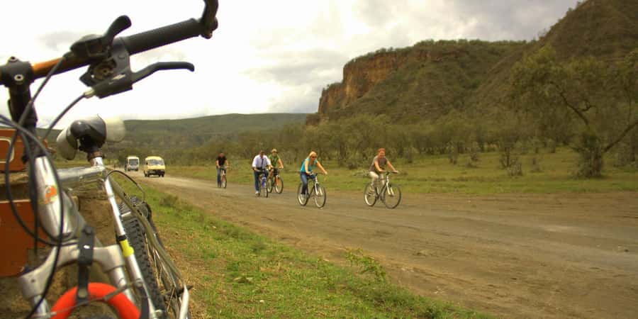 Hell's Gate and Lake Naivasha Guided Day Trip - Cliffs, gorges, and geothermal steam