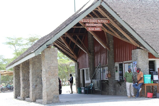 Hell's Gate National Park Private Bike Tour from Nairobi - Lunch at Fishermans Camp and the optional boat ride