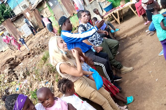Kibera Slum Tour with Lucas - Toi Market and the business of daily life