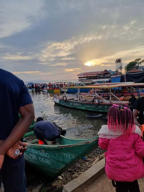 Kisumu Lake Victoria Boat Ride and Hippo Hunt - Watching Hippos on Lake Victoria