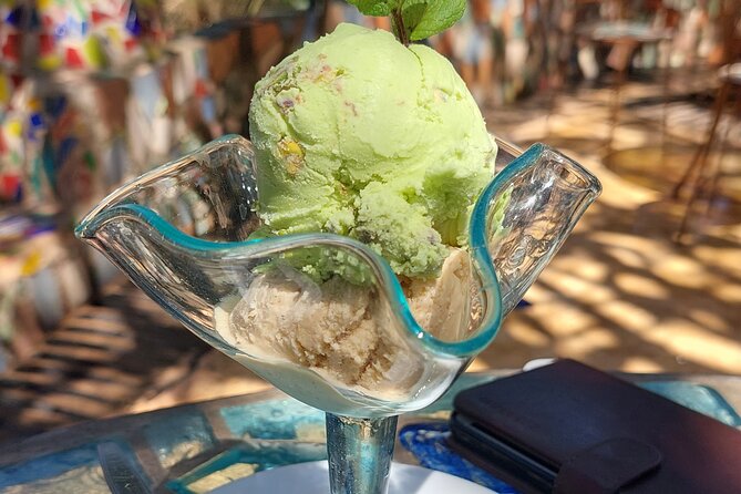 Kitengela Anselm Hot Glass tour - A vegetarian café for the final pause