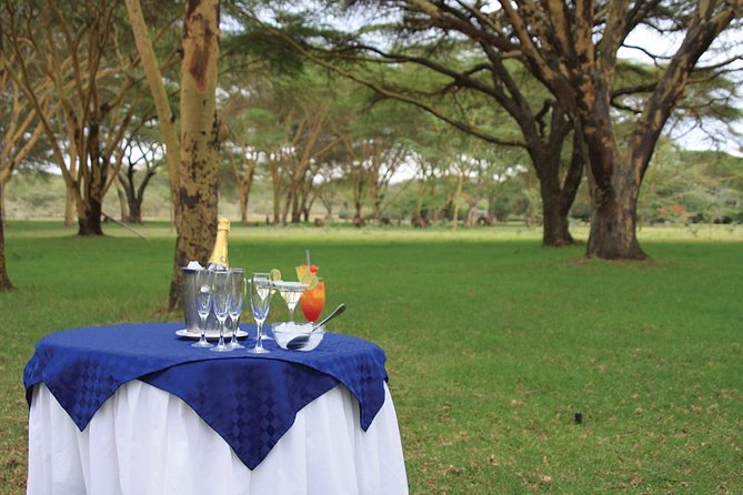 Lake Naivasha day tour including the crescent island - Leaving Nairobi for the Great Rift Valley