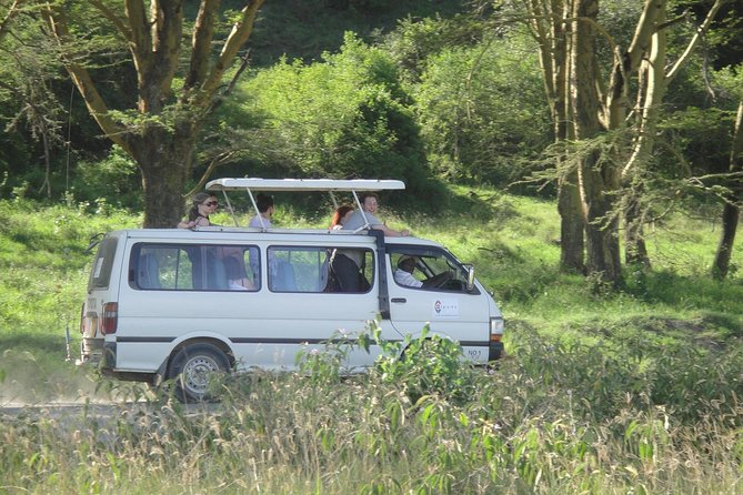 Lake Nakuru National Park Day Tour Via Lake Naivasha - The 5 a.m. pickup and the road to the Rift Valley