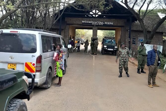 Maasai Mara Day Trip From Nairobi - Group size, guide quality, and comfort