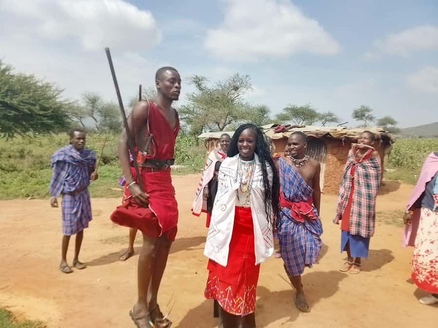 Maasai Village: Cultural Experience of The Maasai Tradition - Beadwork with meaning and a market choice