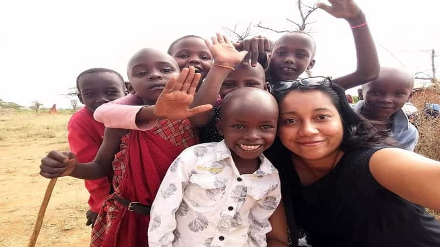 Masai Village Experience (Day trip) - Buying necklaces, wristbands, and other crafts