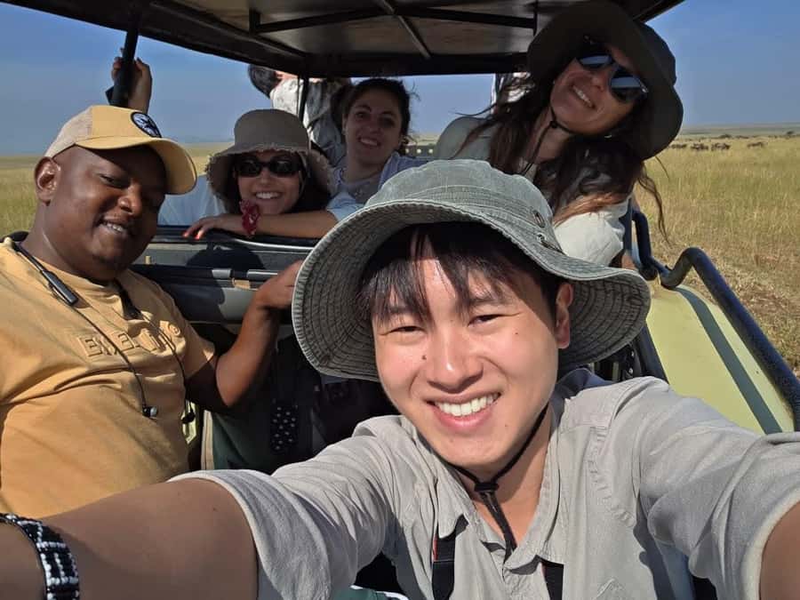 Nairobi: 3-Days 2-Nights Maasai Mara Group Safari in 4x4 - What the guide and vehicle add to the experience