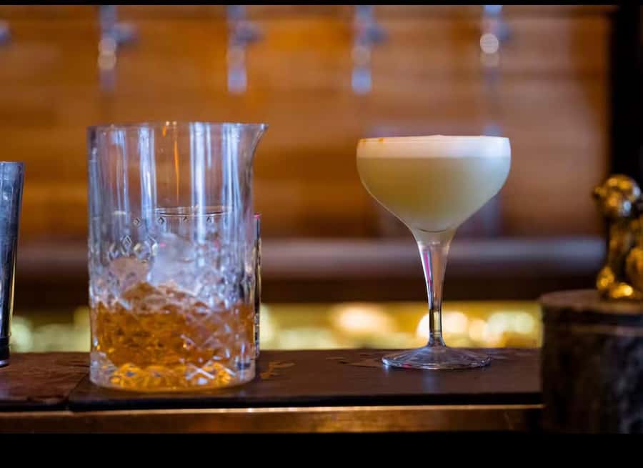Nairobi bar crawl:Drink and Mingle - Key things to know before you book