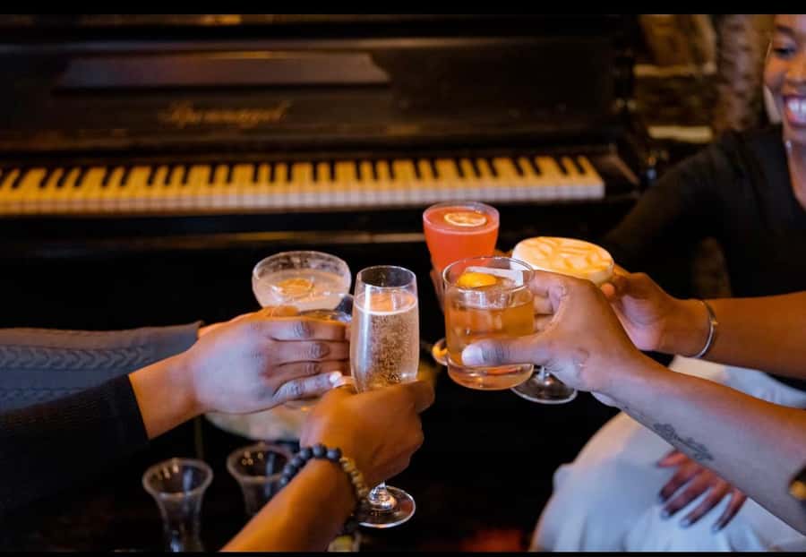 Nairobi bar crawl:Drink and Mingle - Fortis Tower and the first rooftop stop