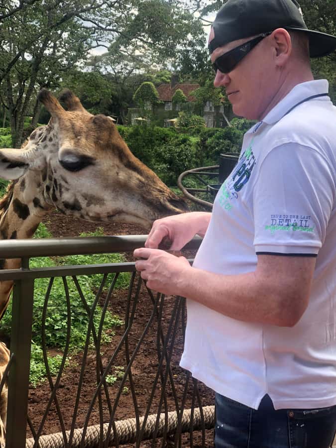 Nairobi: Elephant Sanctuary and Giraffe Center Day Tour - Feeding Rothschild giraffes at the Giraffe Centre