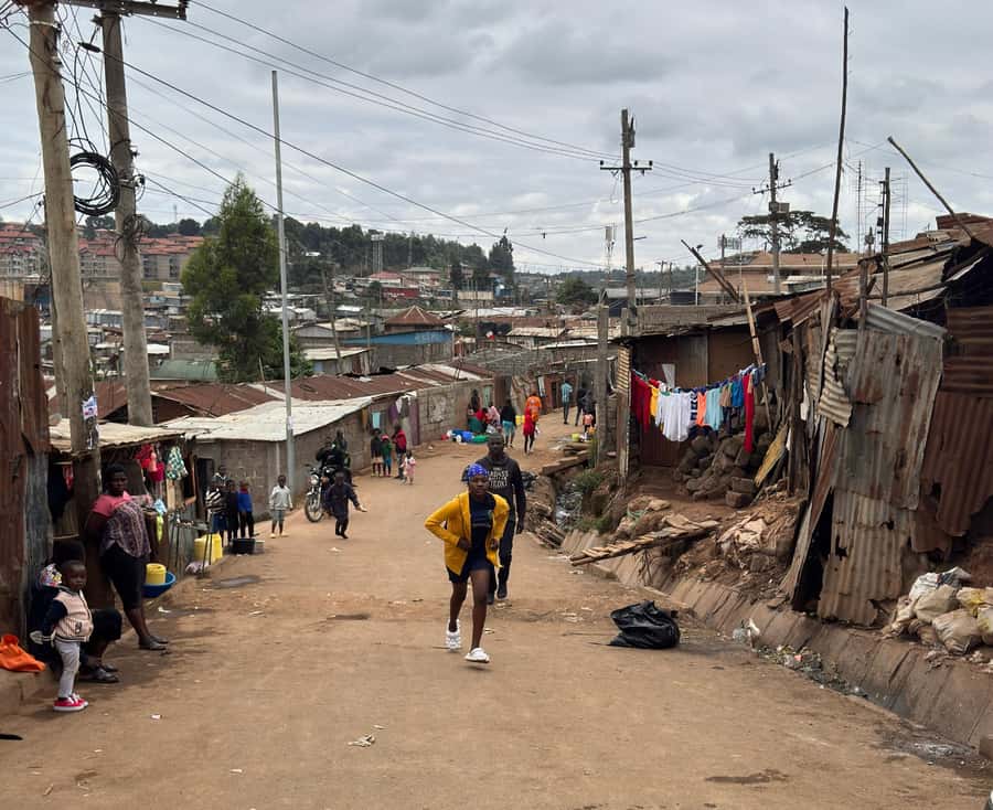 Nairobi: Explore Kibera Slum with Local Guides - Stop two: a panoramic view of Kibera