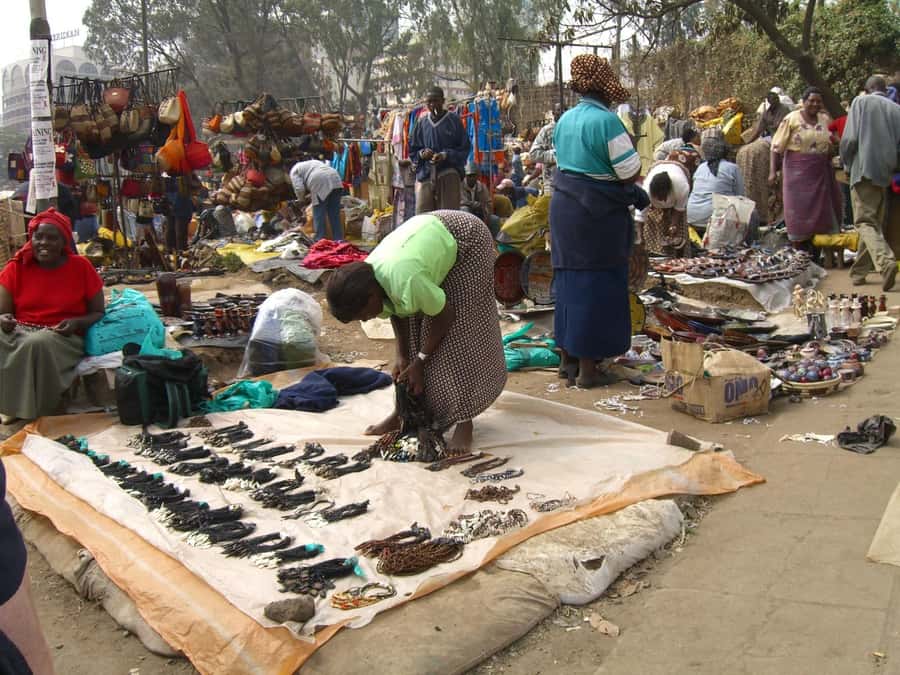 Nairobi: Explore Maasai Market for Unique Souvenirs - Starting at Hilton Arcade on Mama Ngina Street