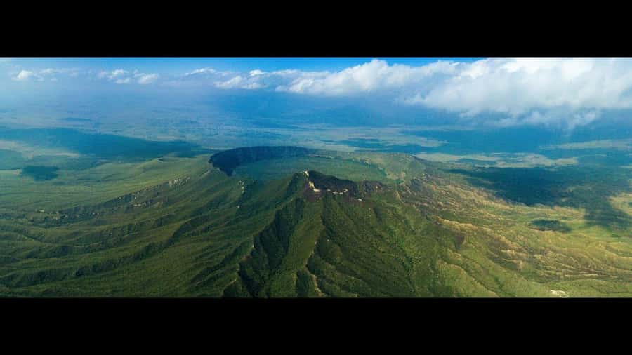 Nairobi: Full-Day Mount Longonot Hike with Boat Tour - Why the guides and small group matter