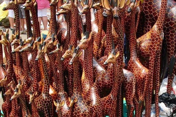 Nairobi Guided Cultural Shopping Experience Day Tour - City Market and the art of bargaining