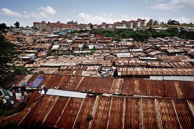 Nairobi Guided Tour to Kibera Slums - What the small group changes