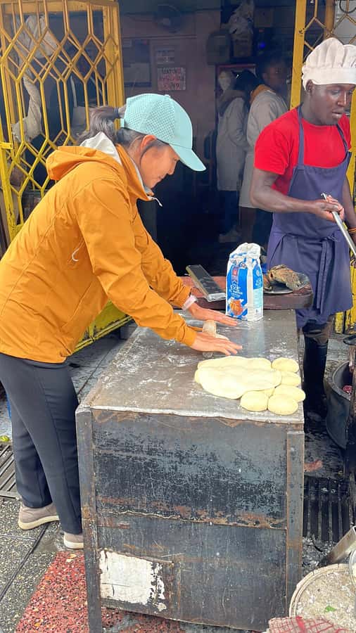Nairobi: Historic and Modern Highlights Walking Tour - Government buildings and the heart of the CBD