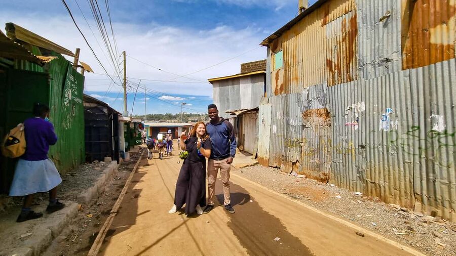 Nairobi: Kibera Slum Tour with Local Social Entrepreneurs - Uweza Art Gallery and local creative work