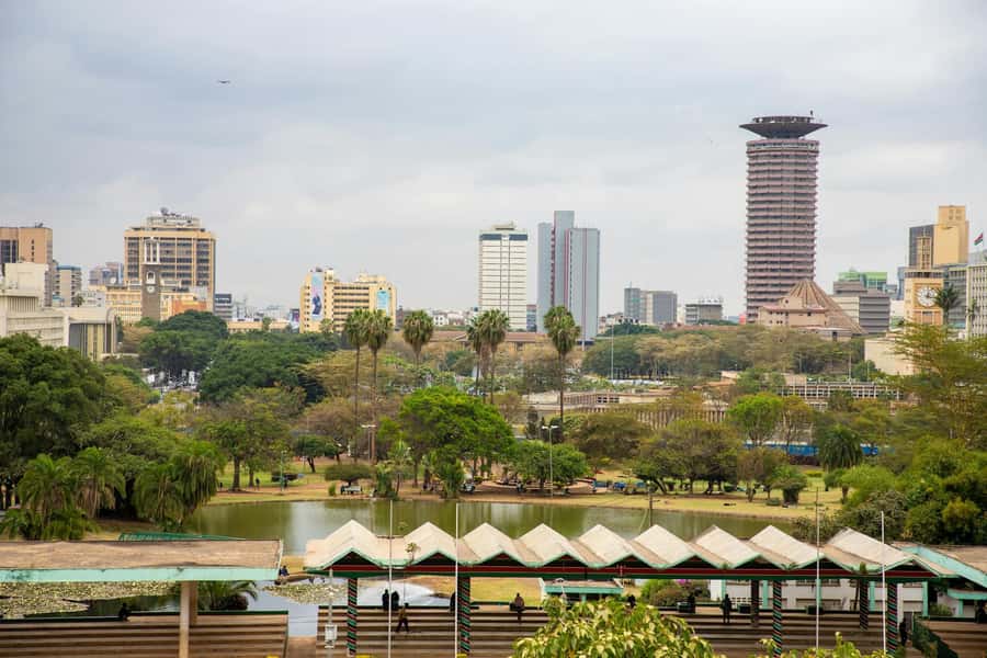 Nairobi: Museum, KICC, Giraffe Centre & Bomas of Kenya Tour - Nairobi National Museum and the story beneath Kenya