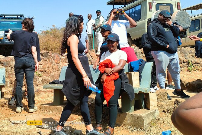 Nairobi National Park and Giraffe Center Daily Tours. - Morning or late afternoon: choosing your timing