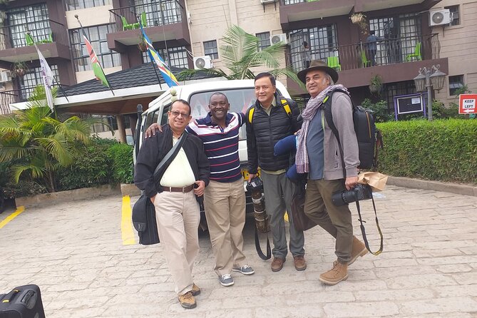 Nairobi: National park, baby Elephant, Giraffe center - Sheldrick Wildlife Trust and the daily baby elephant session
